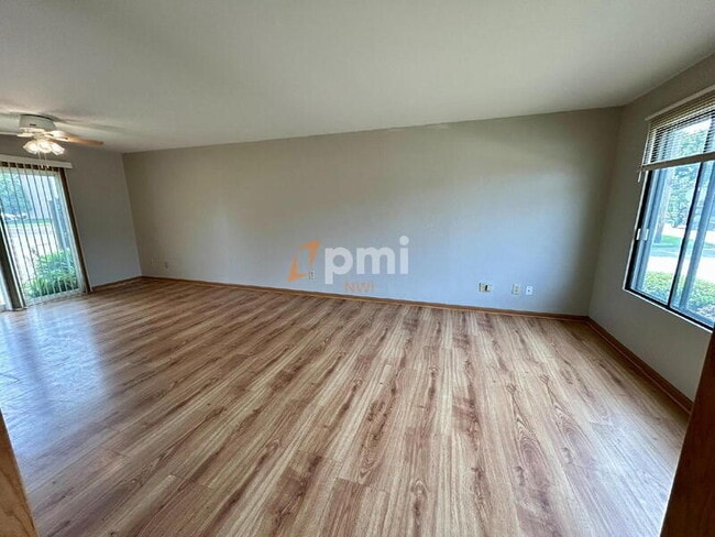Building Photo - 6059 Delaware Dr