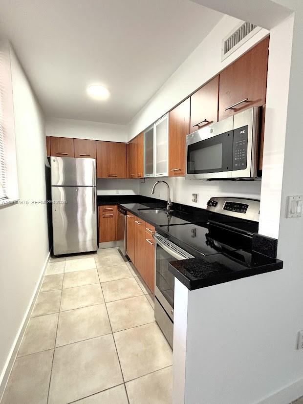 Foto del edificio - 680 NE 64th St