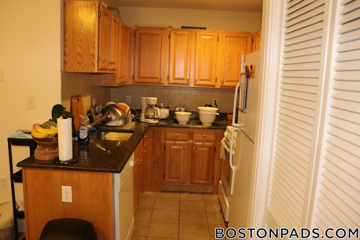 Foto principal - 90 Westland Ave