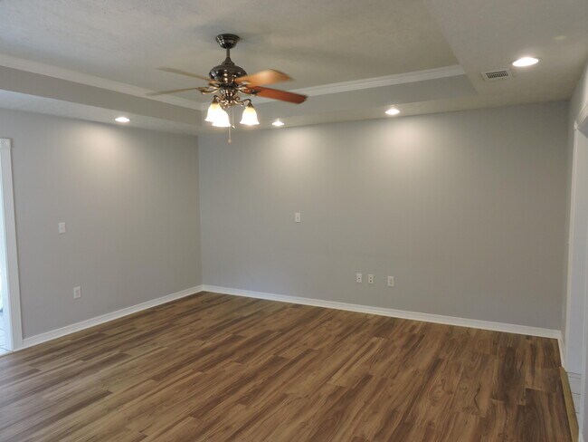Foto del edificio - 211 Westview Dr