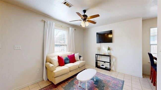 Building Photo - 1113 Gridiron Dr