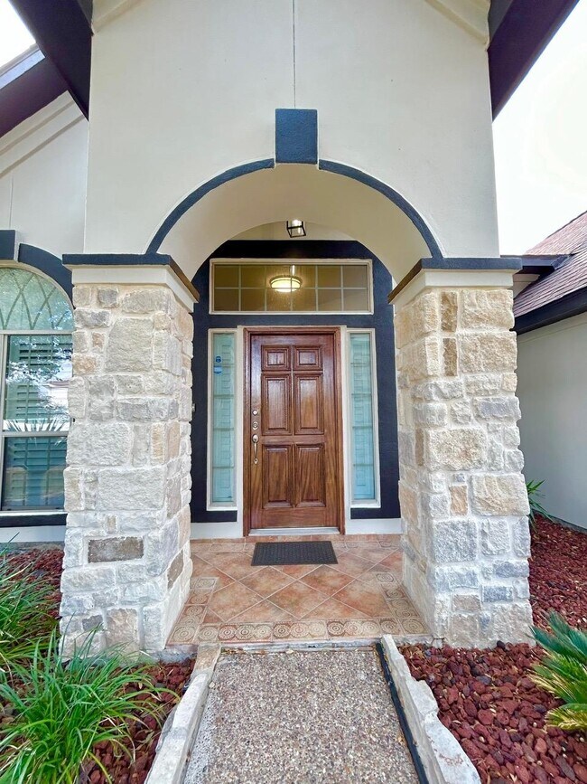 Building Photo - 3815 Copper Bend Dr
