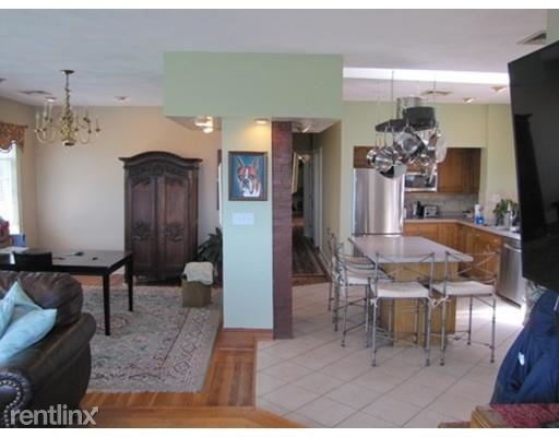 Building Photo - 84 G St