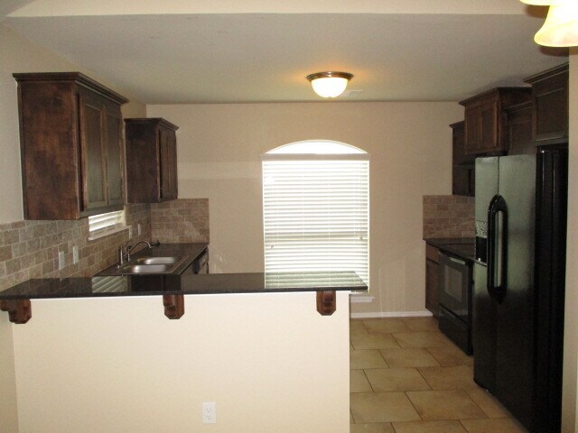 Building Photo - 12409 Edison Dr