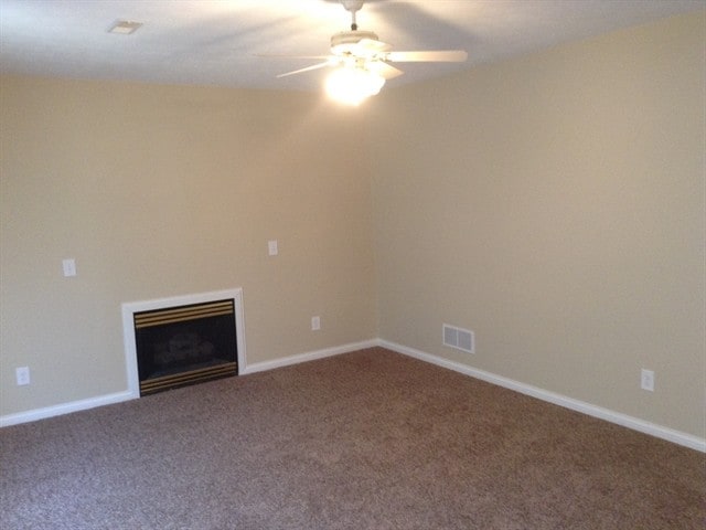 Building Photo - 8428 Stratford Ct