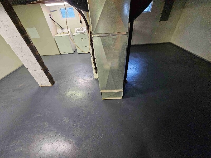 Building Photo - 301 Magnolia Dr
