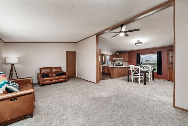 Building Photo - 3 Bed | 2 Bath | 1 Acre | Shepherd