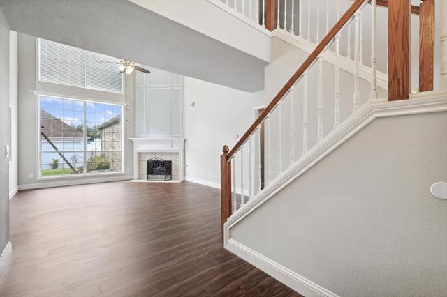 Building Photo - 1218 St Tropez Dr