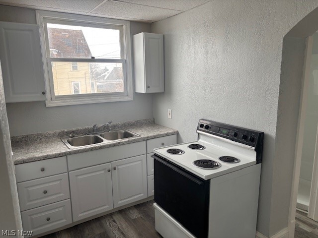 Building Photo - 1103 Walnut Ave NE