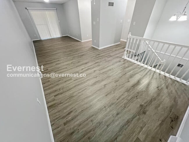 Foto del edificio - 19220 E 5th St Ct N