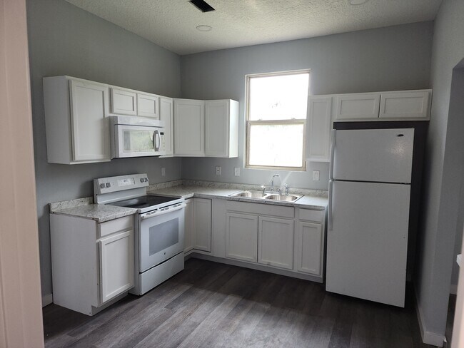 Foto del edificio - 209 E 17th St