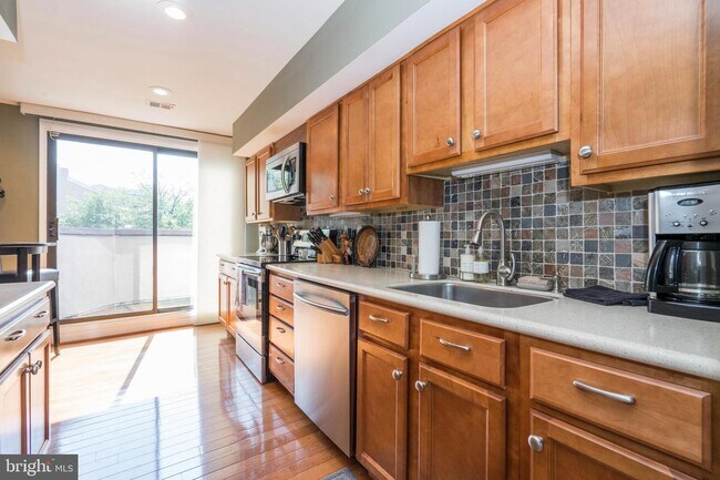 Foto del edificio - 220 N 22nd St