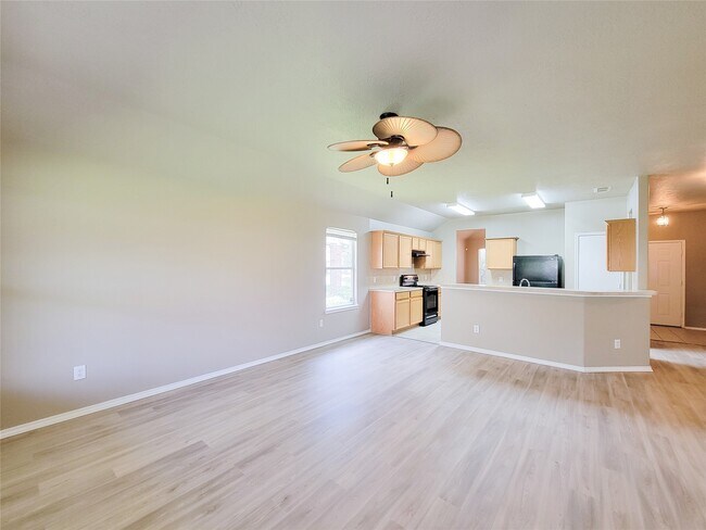Foto del edificio - 2731 Trinity Glen Ln