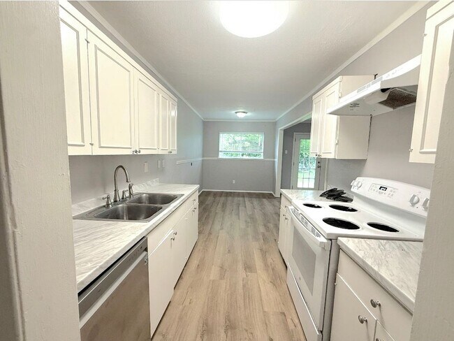 Foto del edificio - 5309 Preston Trail