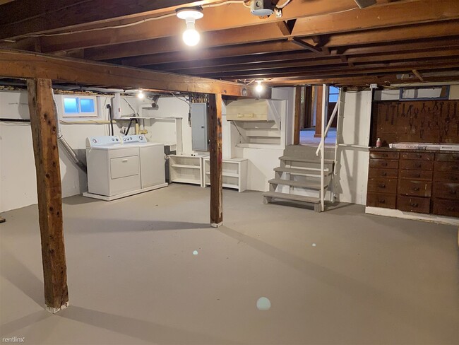 Building Photo - 3 br, 1.5 bath House - 509 County Rd