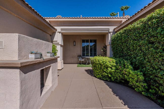 Building Photo - 44357 Royal Lytham Dr