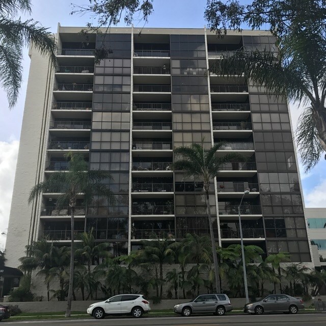 Foto del edificio - 6th Floor 2 Bedroom 2 Bath Newly remodeled...