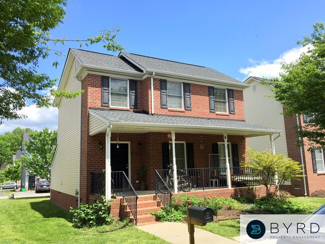 Building Photo - 1712 Lakeview Ave