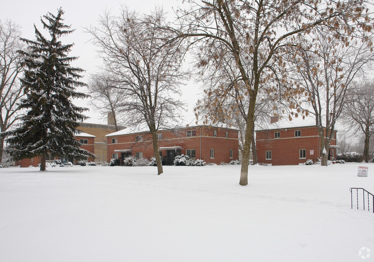 Building Photo - 21-39 S Burgess Ave