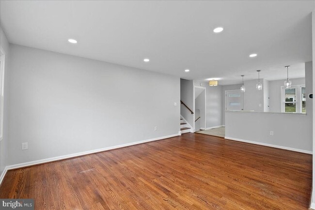 Foto del edificio - 7845 Brompton St