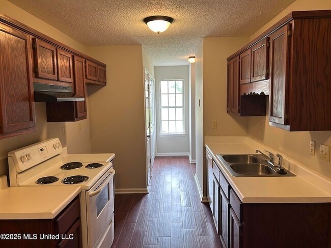 Building Photo - 7311 Madelyn Cove
