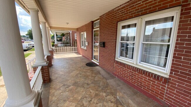 Foto del edificio - 2223 Noble St