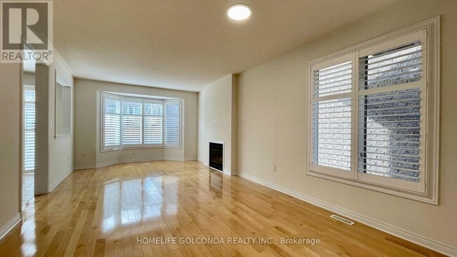 Building Photo - 46 Edgehill Ave
