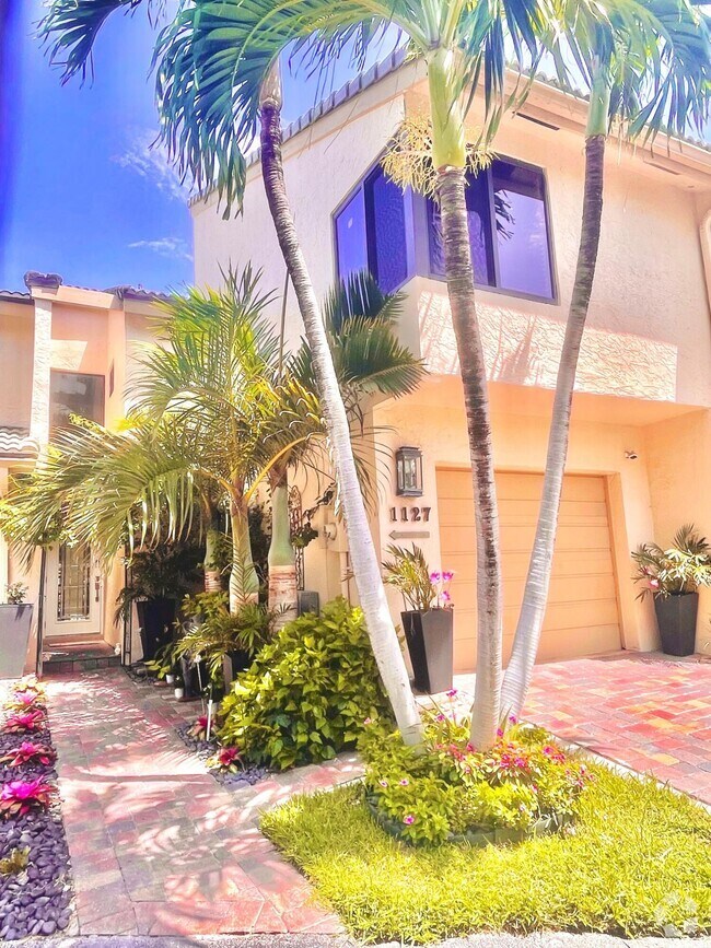 Bel Lido Isle Gated Apartments for Rent Highland Beach, FL 4