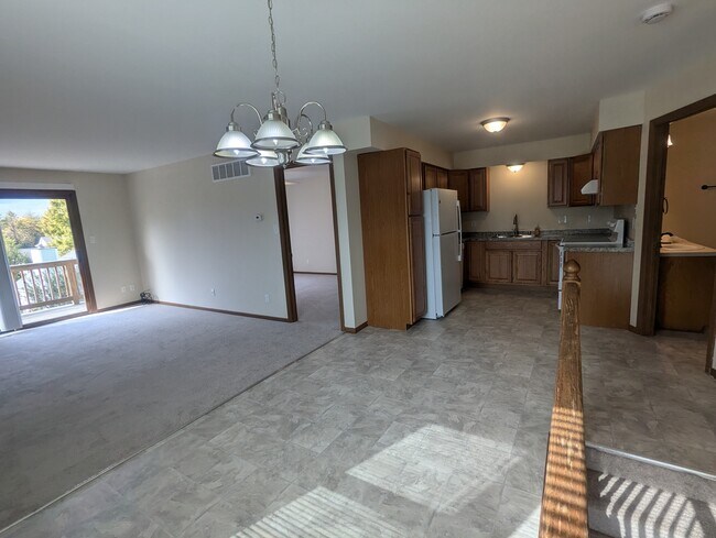 Foto del edificio - 3351 S 113th St