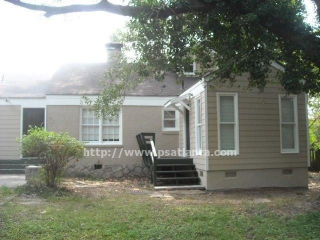 Building Photo - 1289 N Druid Hills Rd NE
