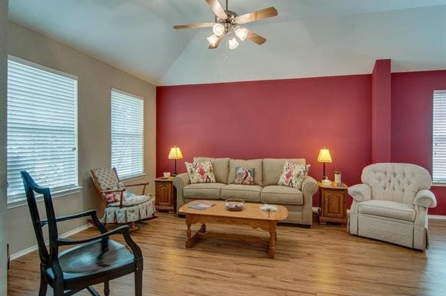 Foto del edificio - 13049 Fencerow Rd