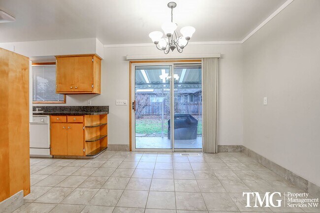 Foto del edificio - Welcome to this relaxed 3 bed 1 bath home ...