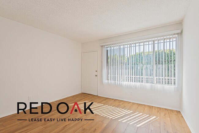 Foto del edificio - ~$300 OFF Each Month~ Gorgeous One Bedroom...