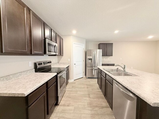 Building Photo - 6401 Churchill Cir