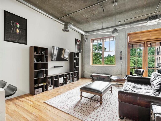 Foto del edificio - 3235 Roswell Rd NE