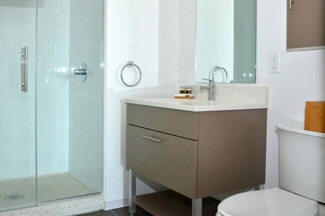 Building Photo - bedroom in Cambridge MA 02142