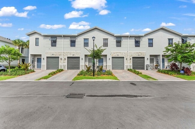 Photo - 864 NW 3rd Terrace Townhome
