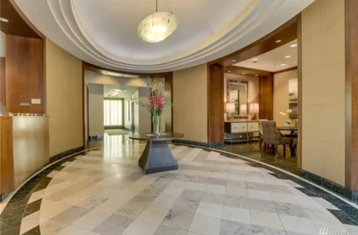 Foto principal - Modern Conveniences Spacious 1-bedroom plu...