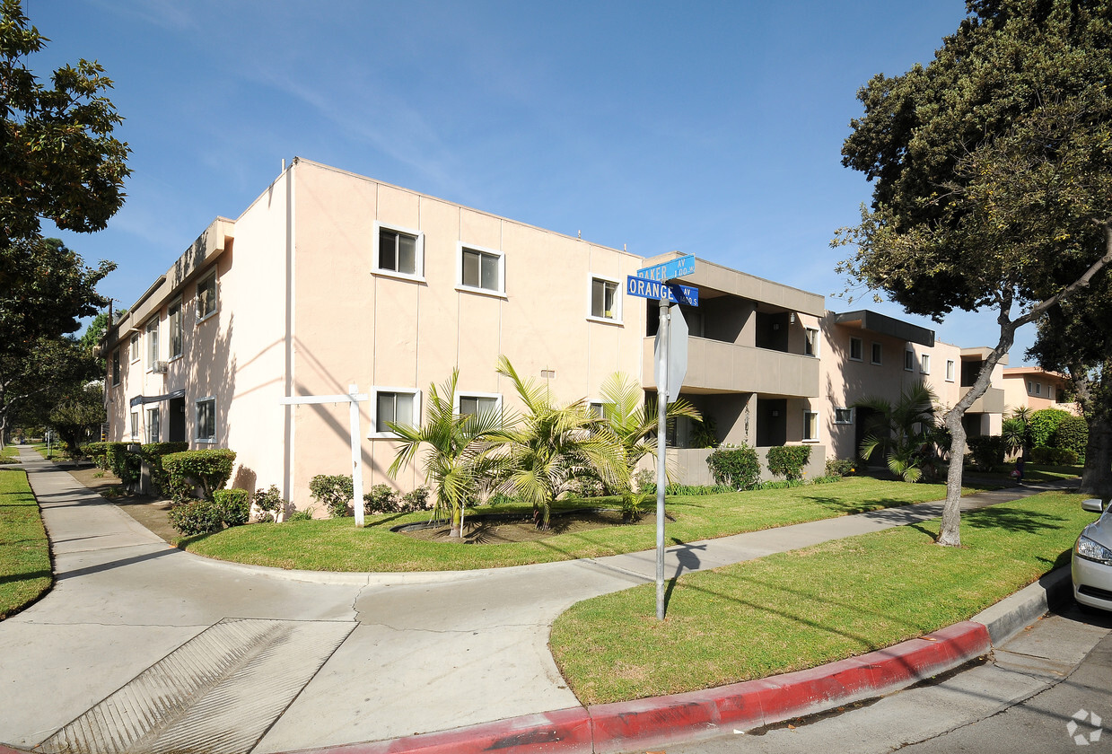 Primary Photo - 1419 S Orange Ave