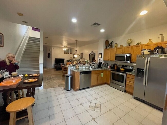 Foto del edificio - Charming 2BR Townhome in North Port