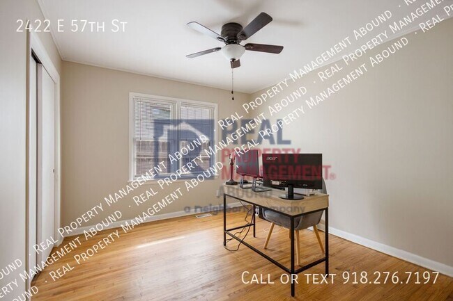Foto del edificio - 2422 E 57th St
