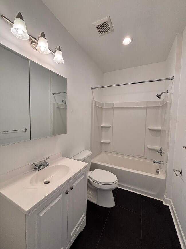 Foto del edificio - 620 Massey Ave