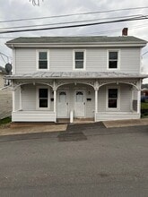 Building Photo - 305 N 3rd St