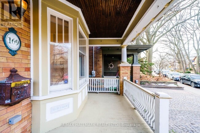 Building Photo - 169 Balsam Ave