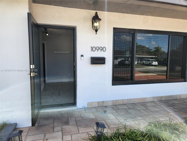 Building Photo - 10990 SW 57th St