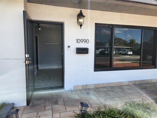 Foto del edificio - 10990 SW 57th St