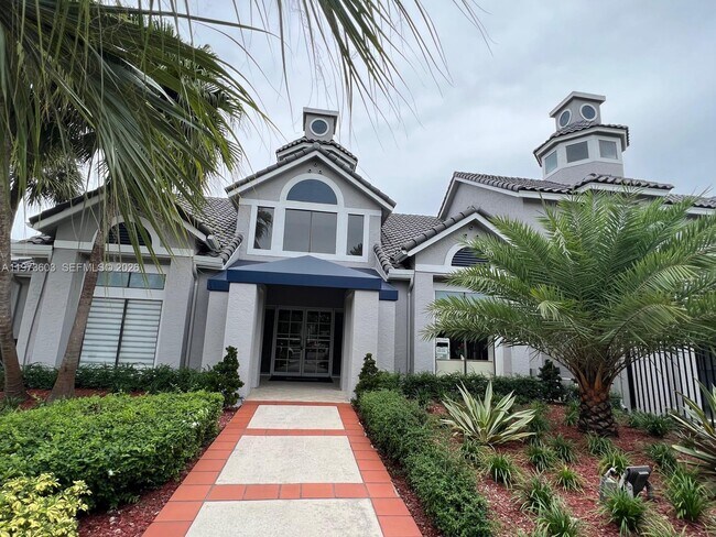 Foto del edificio - 15067 SW 103rd Terrace