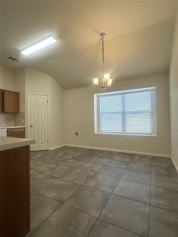 Foto del edificio - 722 Ranier Ln
