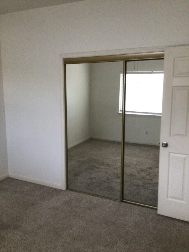 HABITACIONES REALMENTE GRANDES - 2913 Whisper Oaks Ln