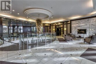 Building Photo - 135 Wynford Dr